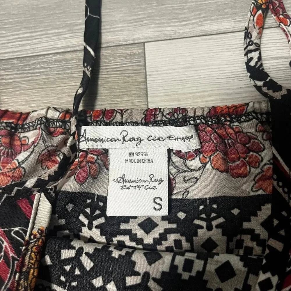 Geometric Pattern Tank Top - Picture 2 of 2